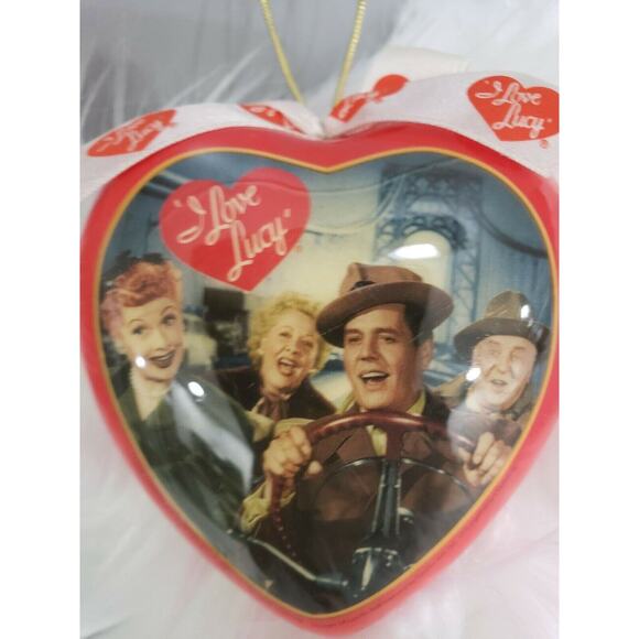 I‎ love Lucy Heart Ornament 2006 CBS California Here We Come Desi Fred Ethel Car - Picture 2 of 5
